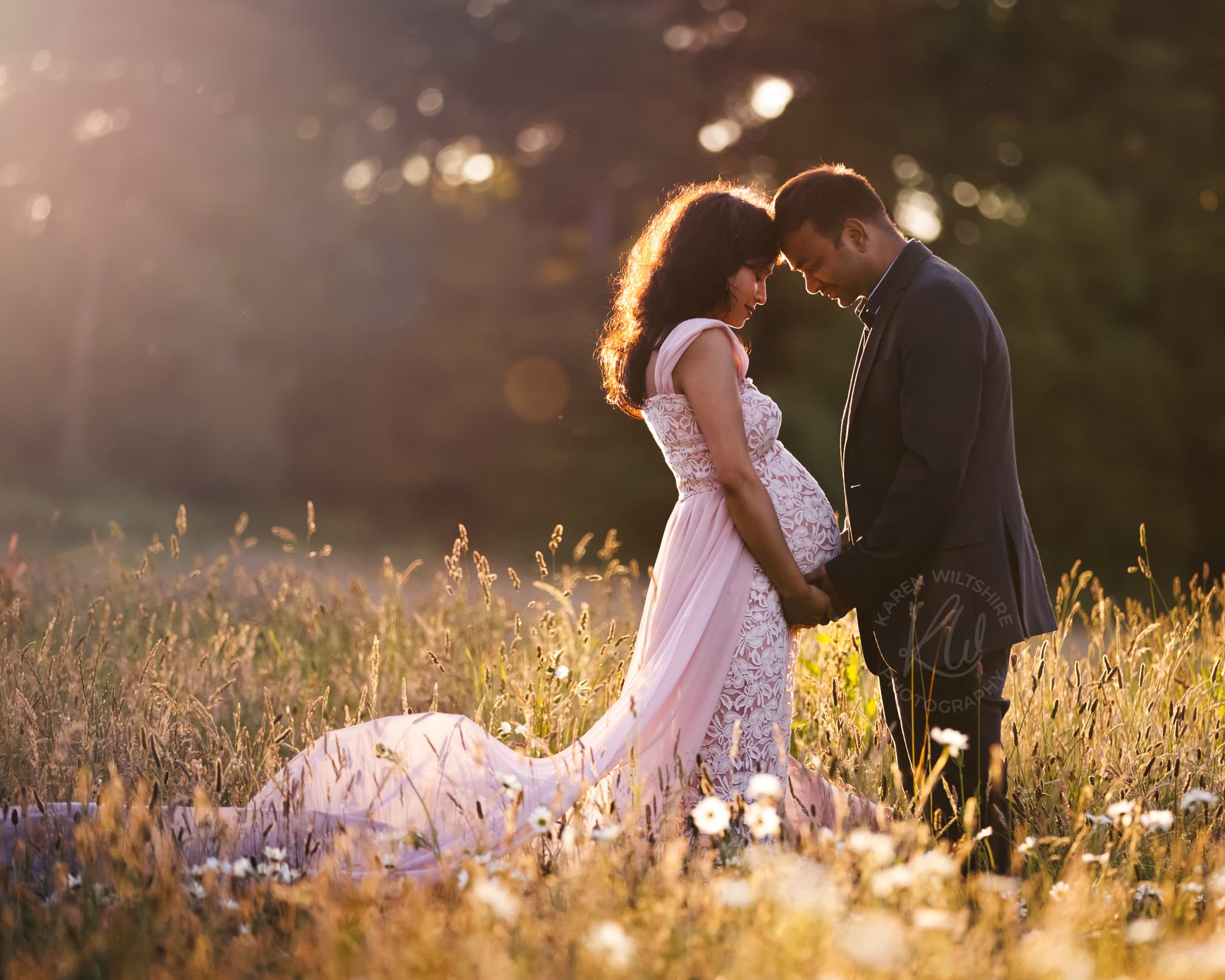 9 Natural Poses for Weddings and Engagements — Kari Bjorn Photography